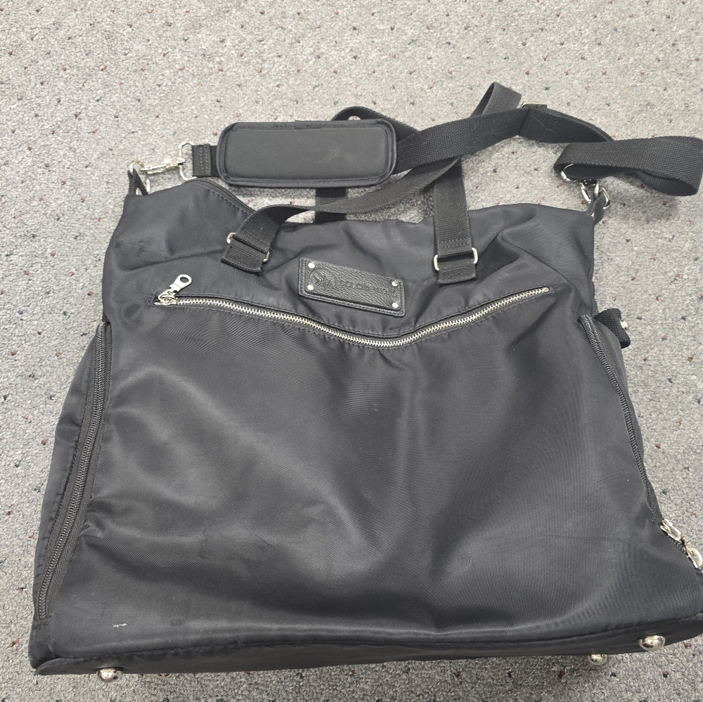 Sarah Wells Pump Bag Lizzy Black